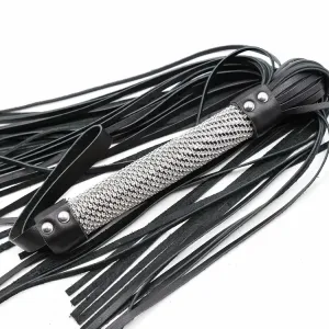 שוט זנבות BDSM עם ידית כסופה | Silver Handle BDSM Whip